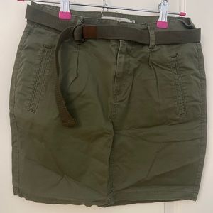 L.o.g.g. Olive green small skirt